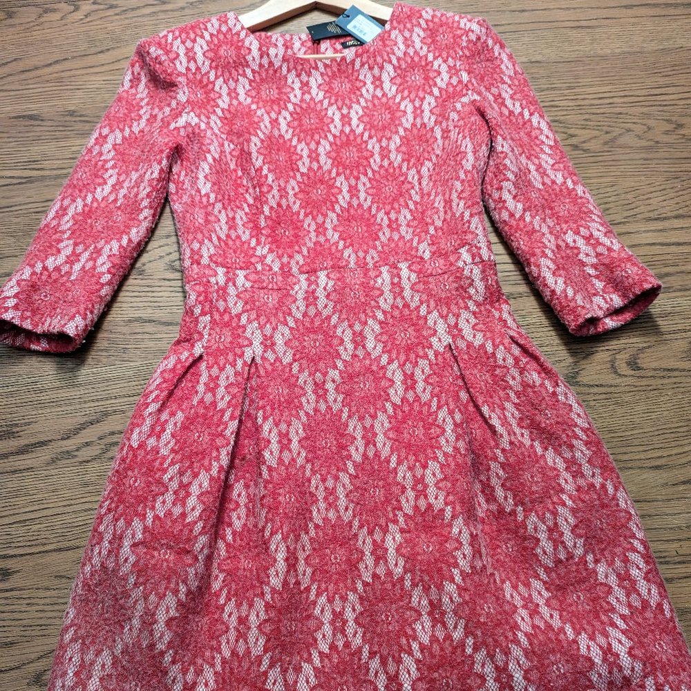 NWT Gorgeous!! Maje Dress Size 1 (XS) with drop waist, textured fabric & POCKETS